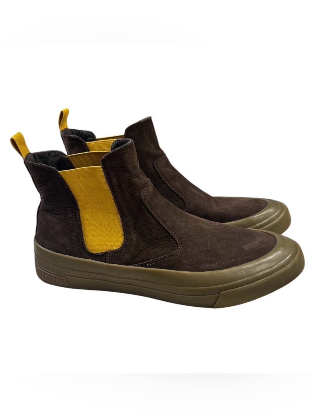 SeaVees Men’s Beyond & Back Dark ChocolateChelsea Boot Size 11.5
